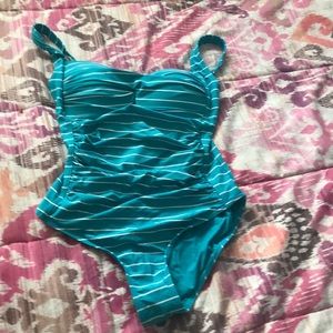 Bathing suit